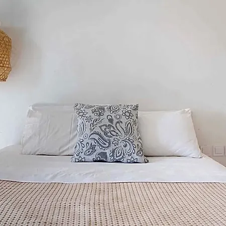 Manolis Hotel
