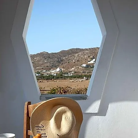 Manolis Naxos City