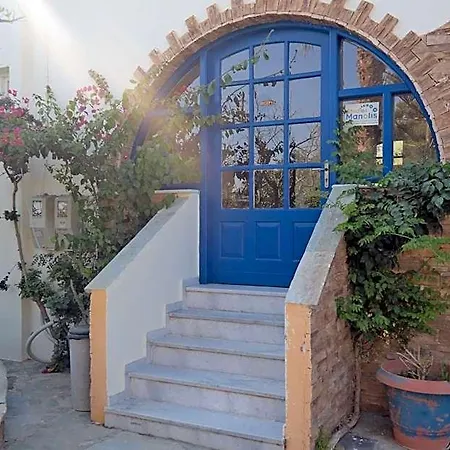 Manolis Hotel